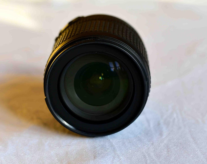 Nikon D7100 SLR-Digitalkamera (24 Megapixel, 8 cm (3,2 Zoll) TFT-Monitor, Full-HD-Video) Kit inkl. A