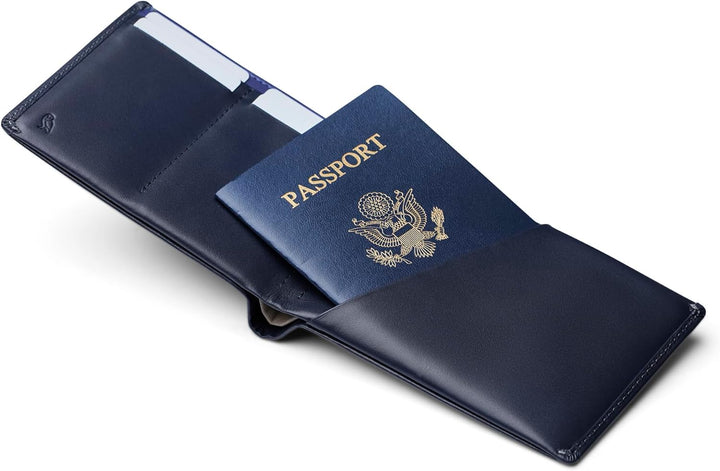 Bellroy Travel Wallet – Reisebrieftasche (Reisepass, Bordkarten, Scheine, Karten und Stift) Navy, Na