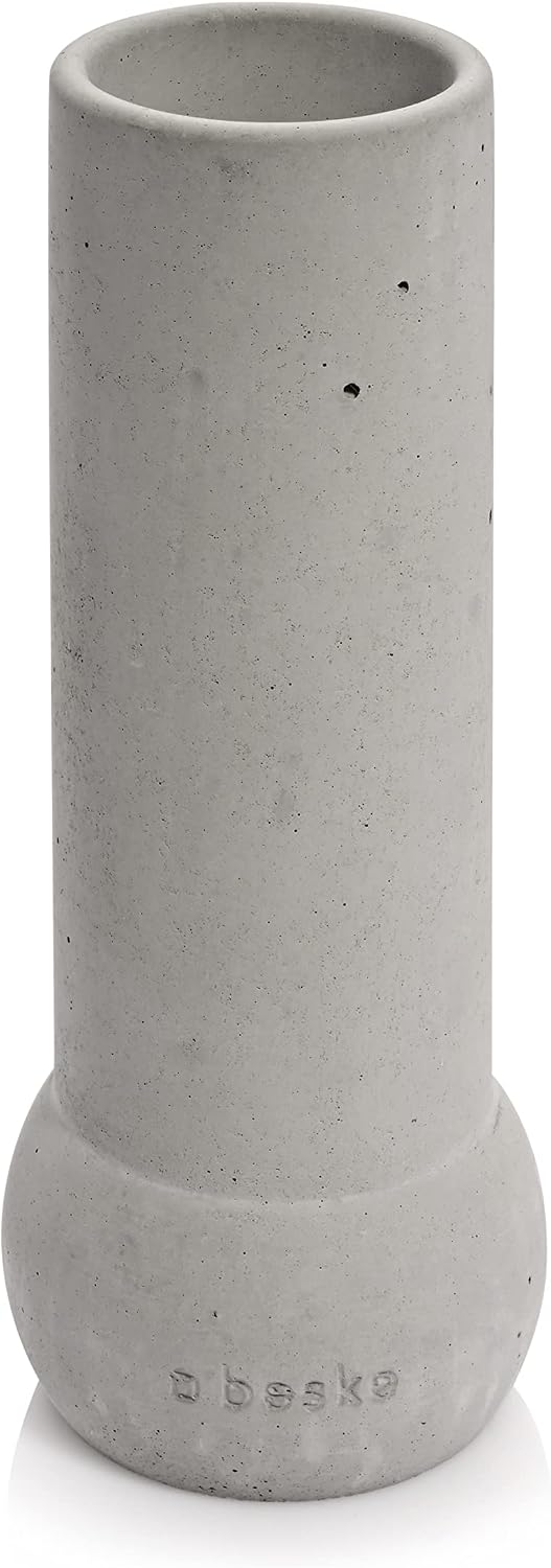 Beske-Manufaktur Vase 'Maar', handgefertigte Vase aus Beton, Ø8cm Höhe 20cm