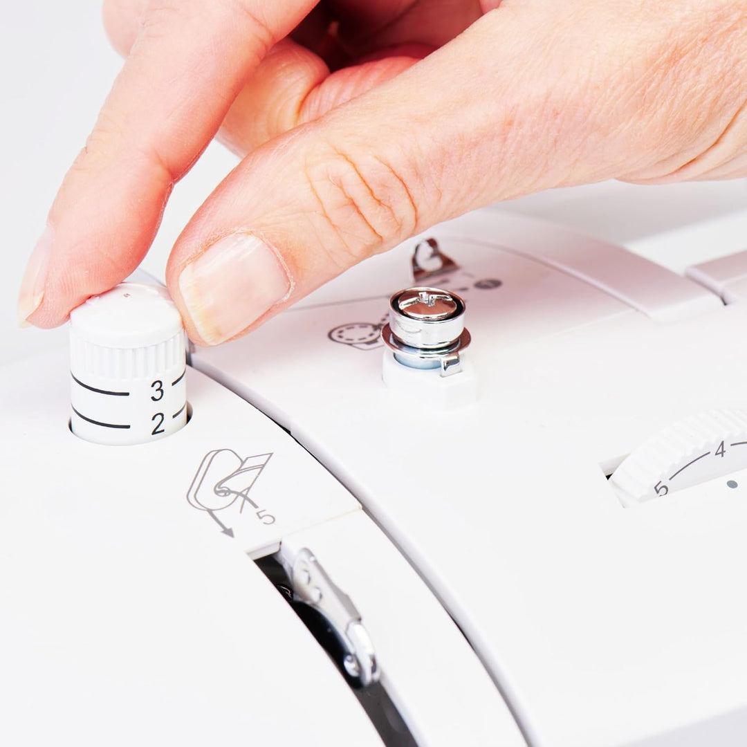 Singer Elite CE677 Computergesteuerte Touch-Tasten-Nähmaschine mit 200 integrierten Stichen und inte