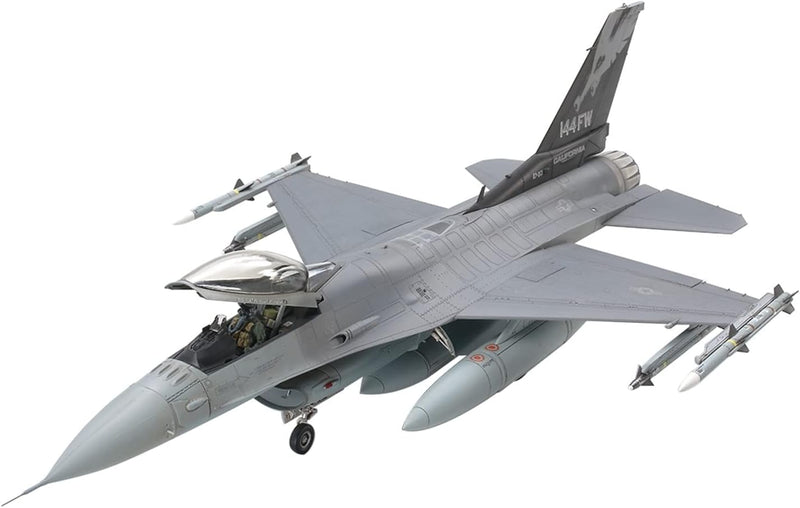 TAMIYA TMYTAM61101 300061101 - 0.075 Lockheed Martin F-16C Block 25/32