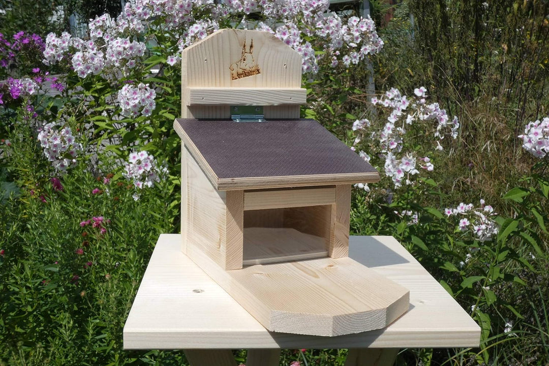 Komplett zusammengebaut; Massives, stabiles Eichhörnchen Futterhaus Futterstation Made in Germany (B