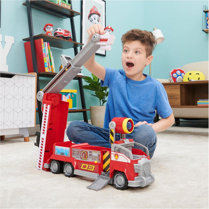 PAW PATROL Marshalls Transformations-Feuerwehrwagen aus dem Kinofilm, Deluxe Verwandlungsfahrzeug, m