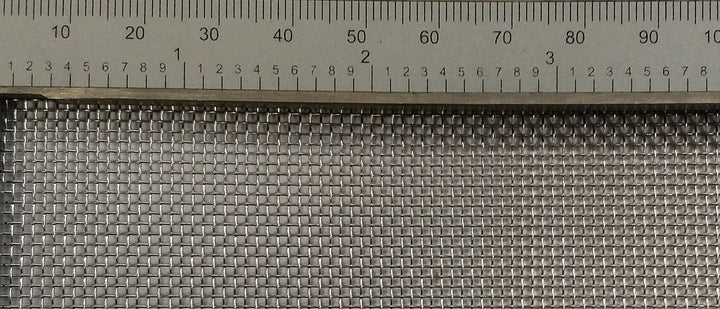 Edelstahl Drahtgewebe (V4A) mit 1mm maschenweite, 0,4mm drahtstärke. (18 Mesh) Masse: 1000mm x 500mm