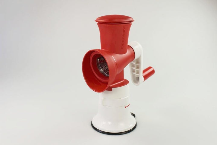 TUPPERWARE Chef Profi-Chef Mahlwerk rot-weiss 1x feine Reibe Faschier Meister