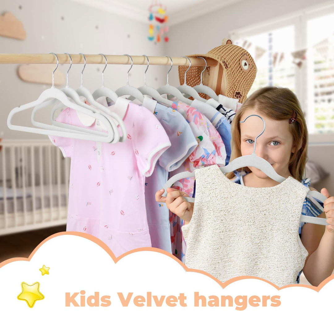 Samt-Kleiderbügel für Kinder, rutschfeste Kinder-Kleiderbügel, Ultraschlanke, 32 Stück Platzsparende