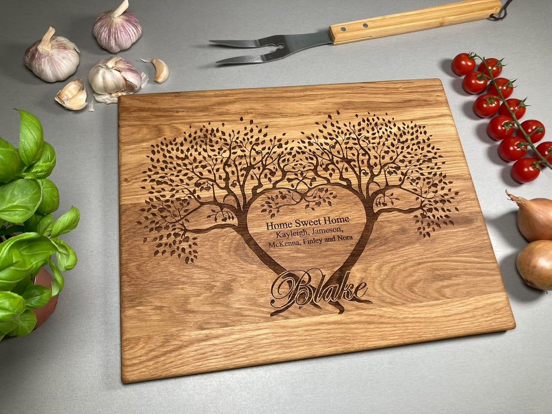 Personalisiertes Schneidebrett - Familienstammbaum | Handgefertigt Küchenbrett aus Holz | Geburtstag