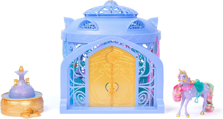 Unicorn Academy – Stall 90 cm, Original Spielset zur Netflix Serie, inklusive Einhorn, Lichtwechsel-