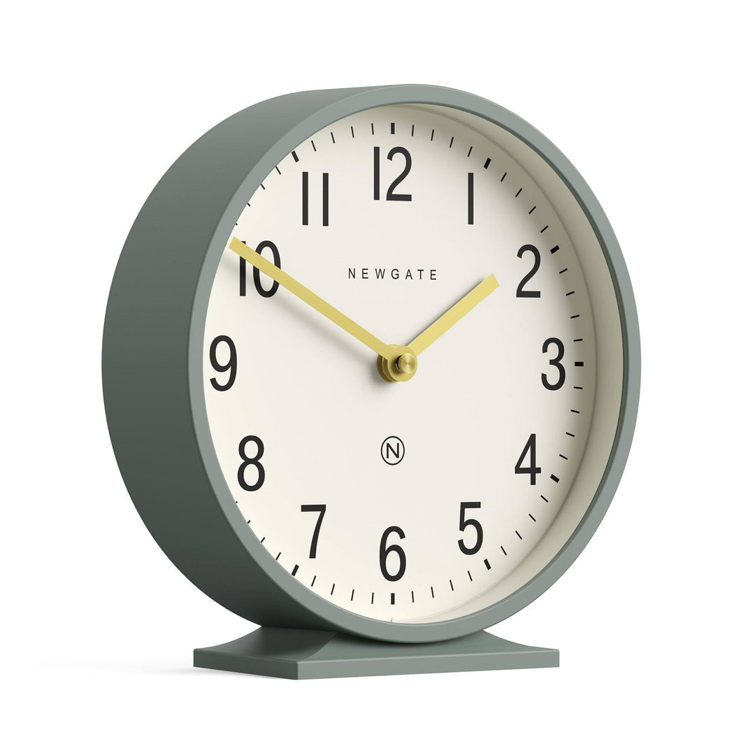 NEWGATE® Q Kaminsims Uhr | Moderne Klassische runde kaminuhr | Spargel grün | Zeitgenössischer Stil