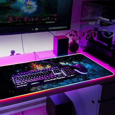 DORRISO RGB Gaming Mauspad Grosse 800x300x4 mm LED Schreibtischunterlage XXL Grosse Mousepad Wasserd