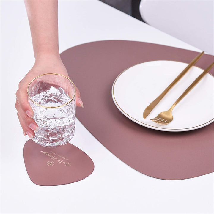 4er Set/6er Set Platzsets und Untersetzer Dreieck Oval Leder Tischset Wassertropfen Abwischbar Tisch