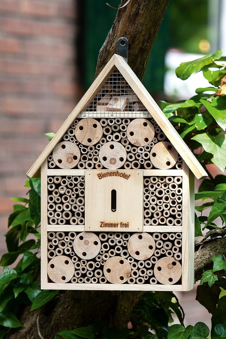 CULT at home Insektenhotel und Nistkasten Höhe 38 cm - Schmetterlingshaus Marienkäferhotel Bienenhot
