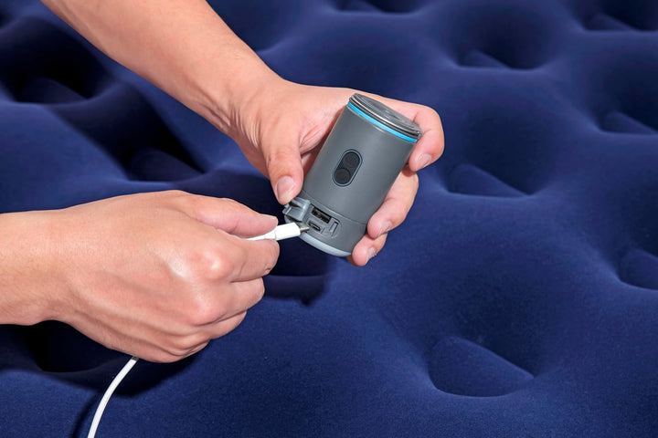 Bestway PowerTouch Pocket Akkubetriebene Luftpumpe 200 l/min – Elektrische Pumpe USB C, für Luftmatr