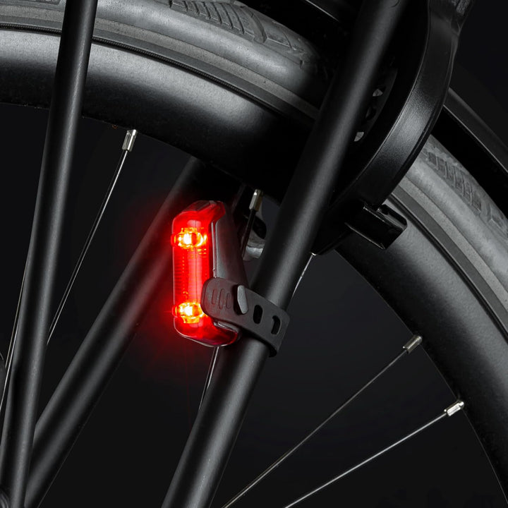 AXA Fahrradlicht Set Dwn 50 Lux – USB Aufladbar – Batterieanzeige – Bremslichtfunktion – StVZO Zugel
