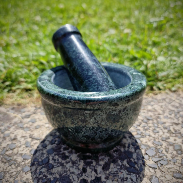 Budawi® Küchen Mörser mit Stössel aus grünem Marmor (Verde Guatemala) Küchenmörser Räuchergefäss Gew