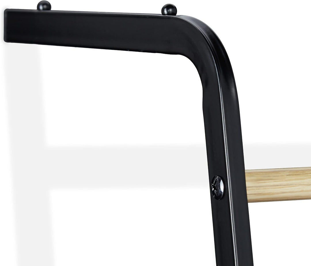 Relaxdays Handtuchleiter aus Metall, 4 Sprossen, für Handtücher & Kleidung, platzsparend, HxBxT 160x