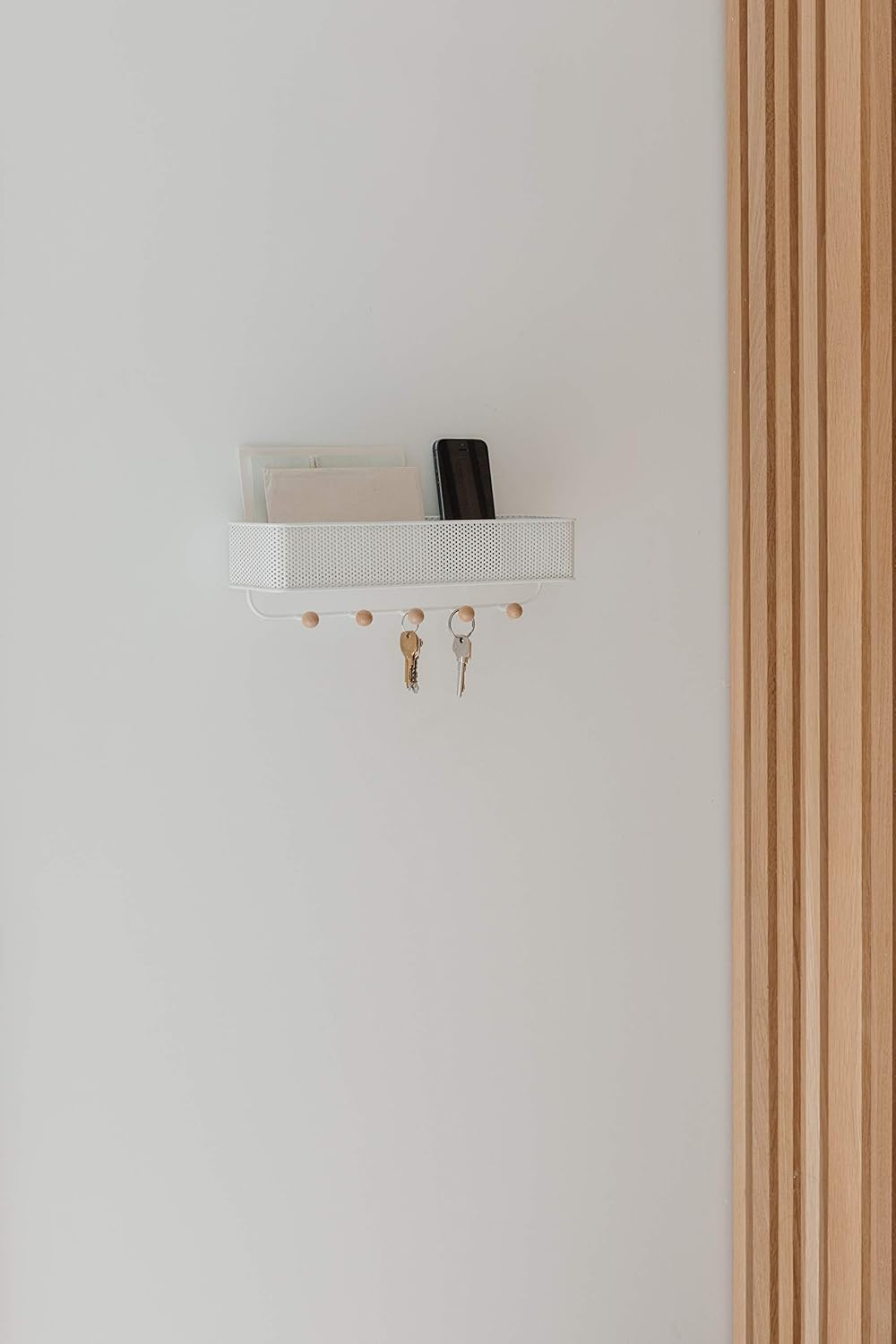 Umbra Estique Schlüsselbrett mit Briefablage, Multifunktionaler Wand Organizer für den Eingangsberei