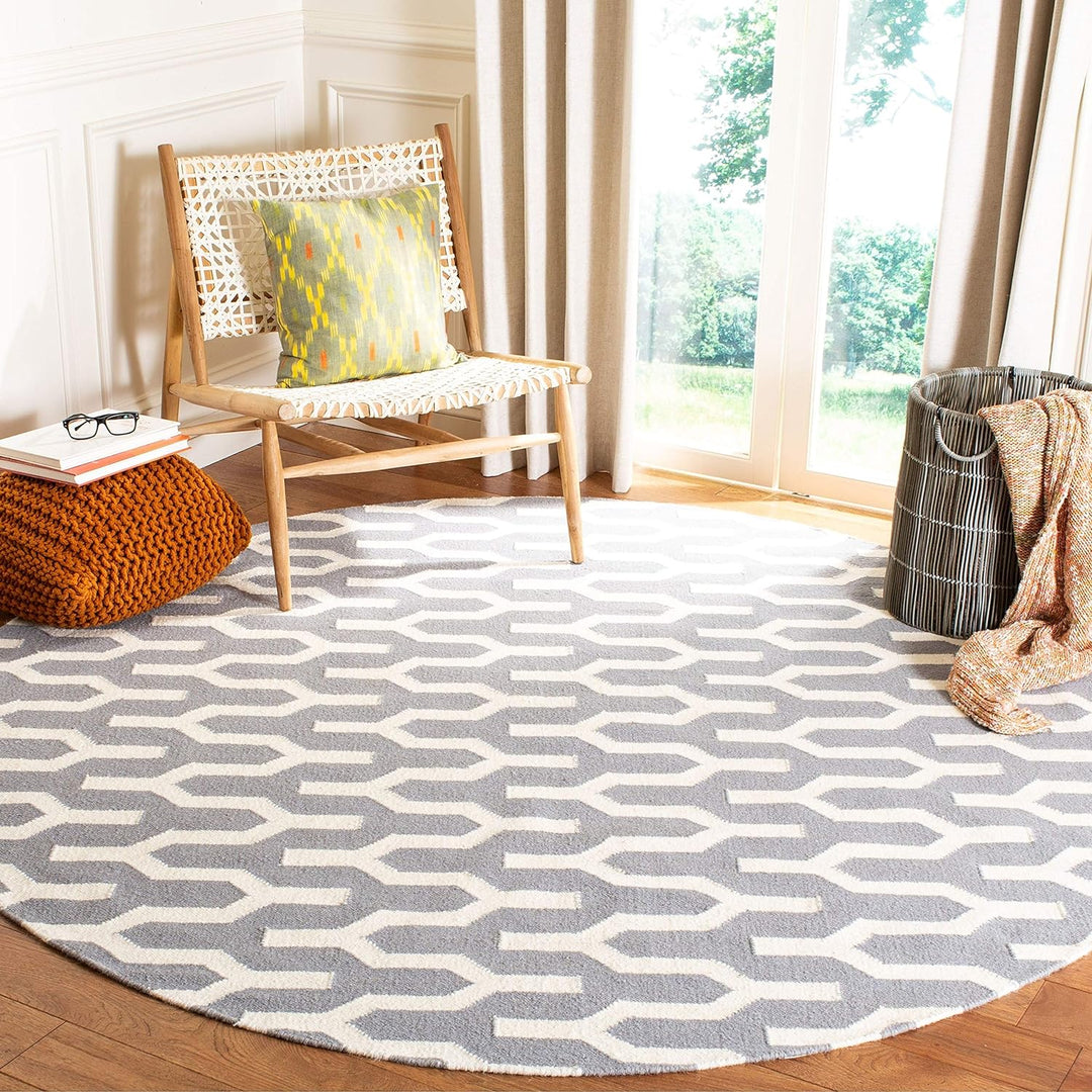 SAFAVIEH Zeitgenössische Teppich für Wohnzimmer, Esszimmer, Schlafzimmer - Dhurrie Collection, Kurze