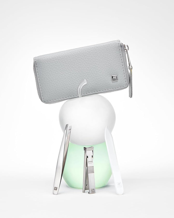 ZWILLING Maniküre Pediküre Set 3tlg., Kompakt-Nagelknipser, veganes Apfelleder-Etui, grau Nagelknips