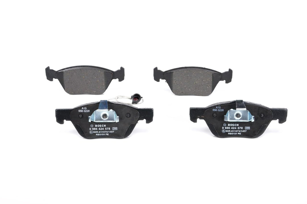 Bosch BP324 Bremsbeläge - Vorderachse - ECE-R90 Zertifizierung - vier Bremsbeläge pro Set
