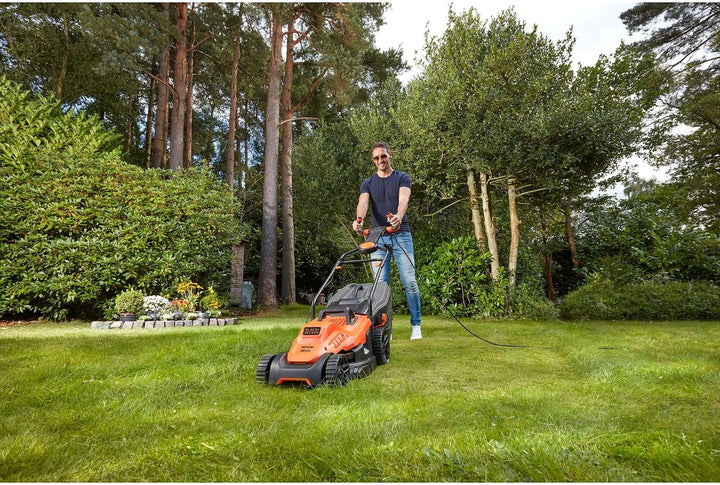 Black+Decker Elektro-Rasenmäher mit EasySteer Lenkgriff (1.600W, 38cm Schnittbreite, 6-fach Höhenver