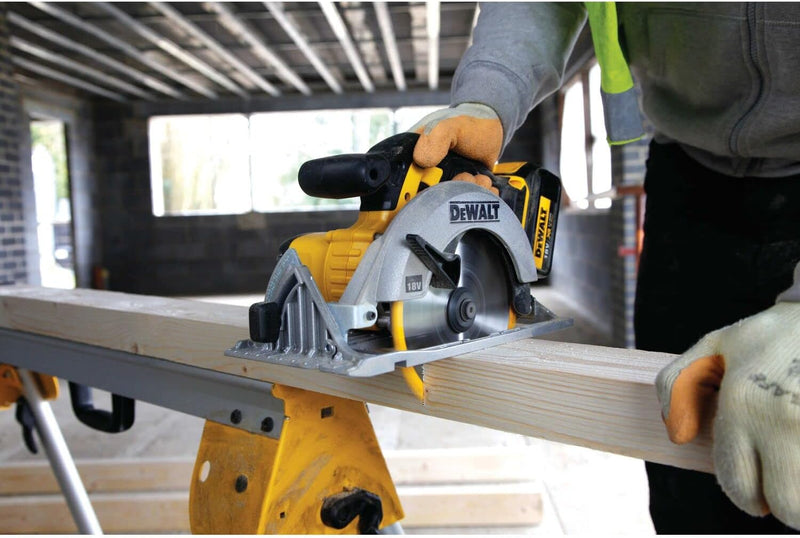 Dewalt 18 Volt Akku-Handkreissäge DCS391NT (760 Watt Abgabeleistung, Sägeblatt-ø: 165 x 20 mm , bis