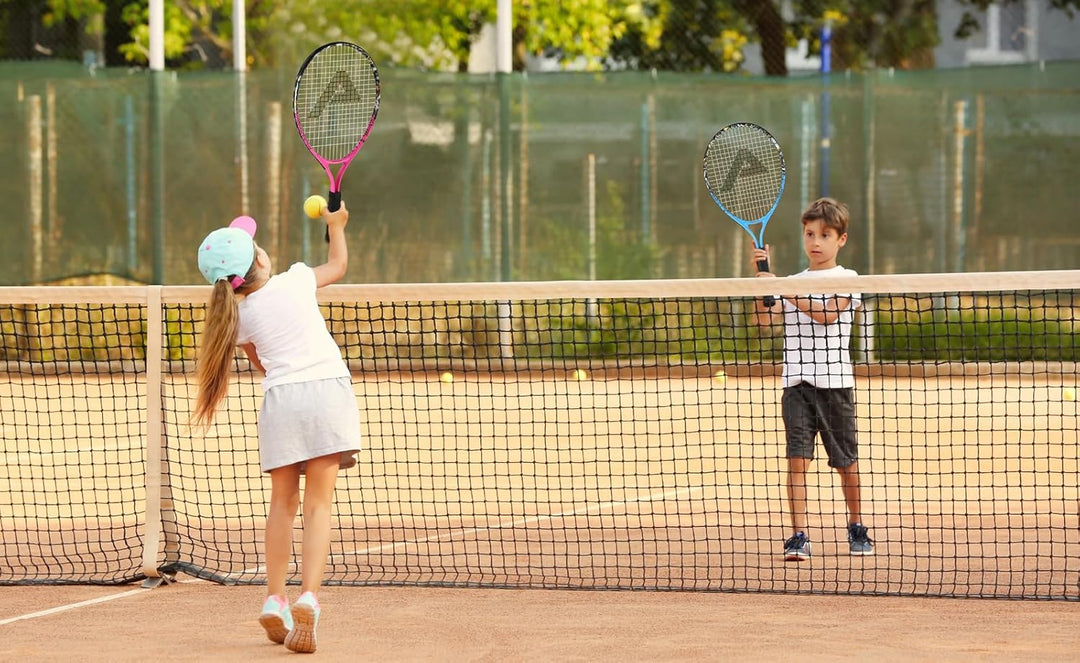 AMA SPORT - Junior-Tennisschläger für Kinder von 2–12 Jahren – Jungen & Mädchen – mit Nylon-Tragetas