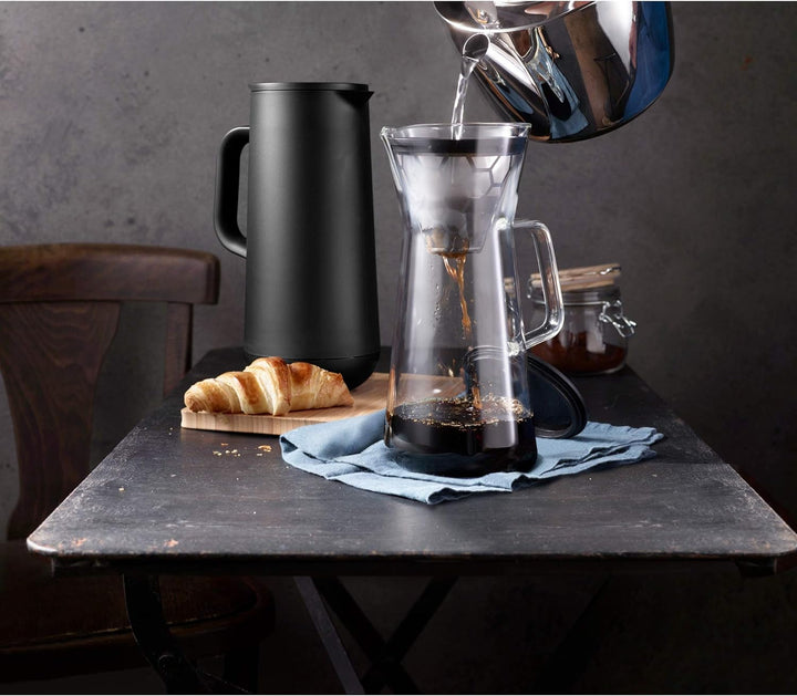 WMF Impulse Thermoskanne 1l, Isolierkanne für Kaffee oder Tee, Druckverschluss, hält Getränke 24h ka