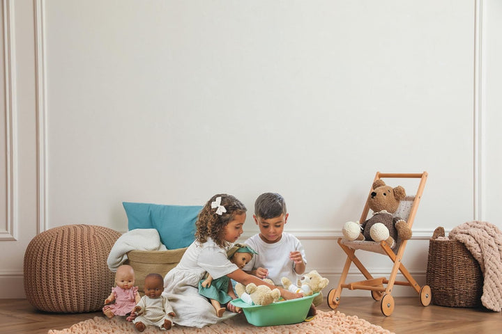 Heless 2480 - Puppenkleidung aus 100% Bio-Baumwolle, Strickstrampler in Ecru für Puppen und Kuschelt