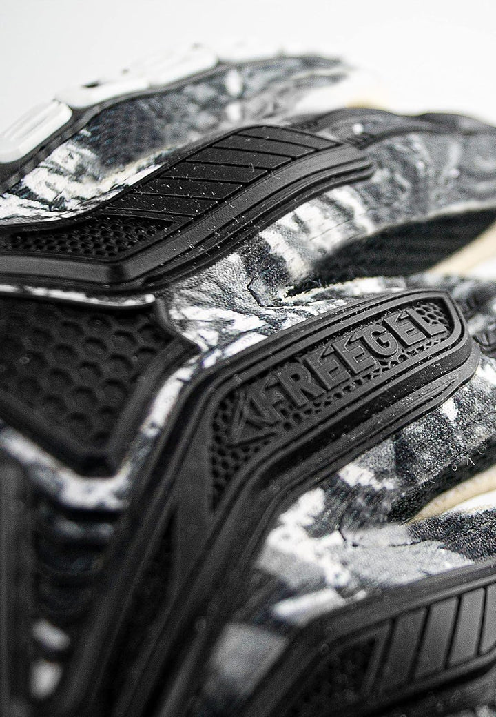 Reusch Attrakt Freegel Gold Evolution Cut Unisex Torwarthandschuhe mit Aussennaht Schnitt und Grip G