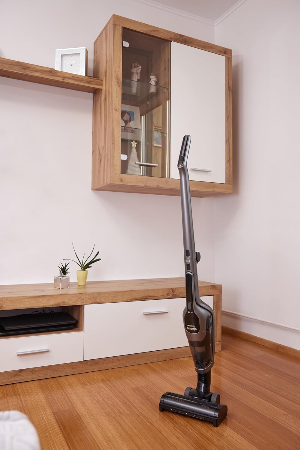 Gorenje SVC252110FSIIA Akku Staubsauger/Motorleistung: 165 W/Saugkraft: 27 W/Bis zu 60 min Laufzeit/