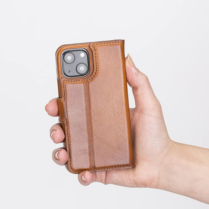 Solo Pelle Lederhülle kompatibel für iPhone 13 Mini in 5.4 Zoll abnehmbare Hülle (2in1) inkl. Karten