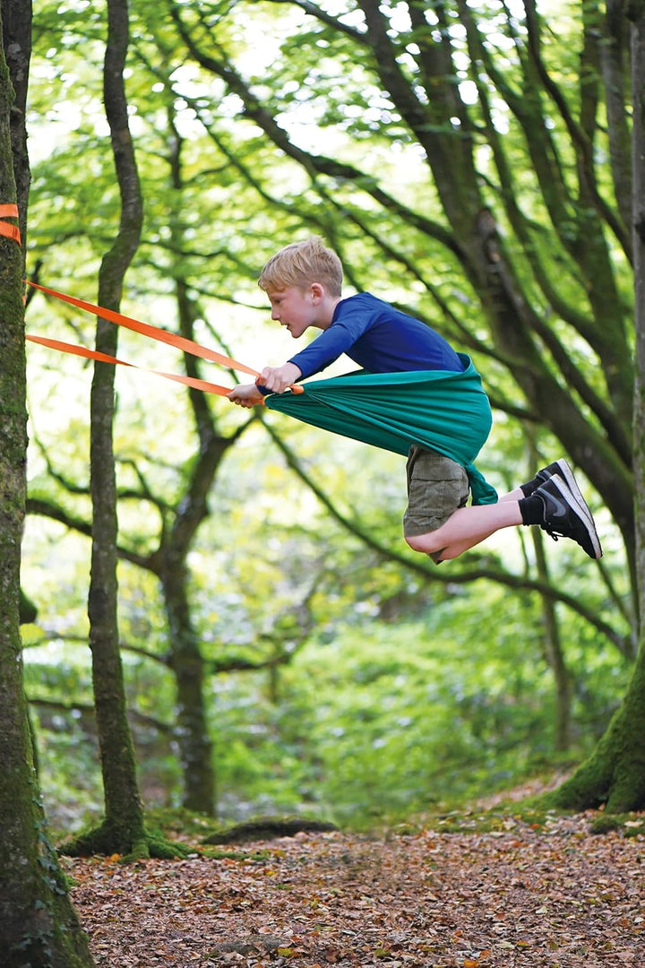 Hape Nature Fun Taschen Schaukel mit Aufbewahrungstasche, bis 100 kg, ab 5 Jahre