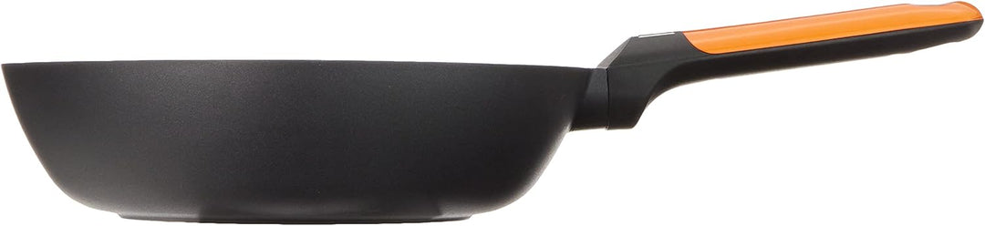 BRA Efficient Orange Bratpfanne 28 cm, Aluminiumguss mit Platinum Plus Antihaftbeschichtung, geeigne