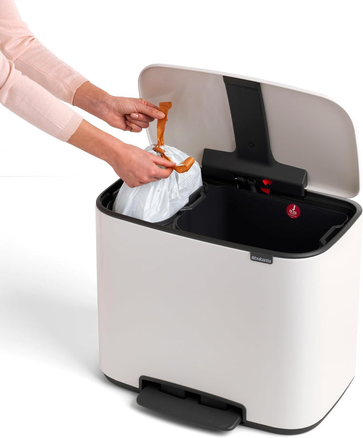 Brabantia Bo Treteimer 11 plus 23 L Abfalleimer, Metall, Weiss, 54 x 36.5 x 44 cm, 1 Einheiten