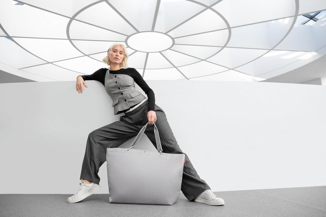 reisenthel shopper XL – Geräumige Shopping Bag und edle Handtasche in einem – Aus wasserabweisendem