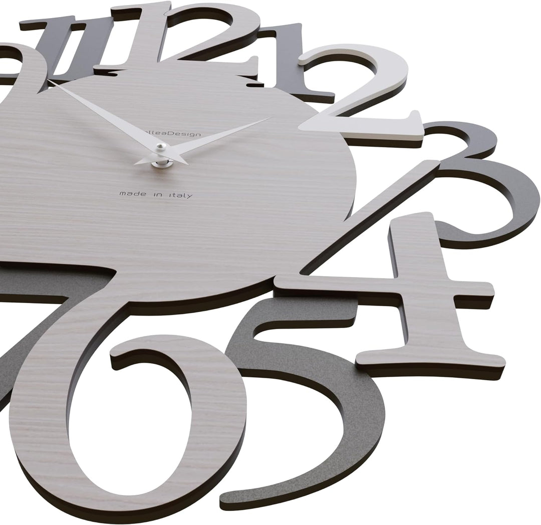 CalleaDesign Russell Wanduhr Weiss Quarzgrau Breeze Oak Elegantes Originelles Hochwertig 45 cm Moder