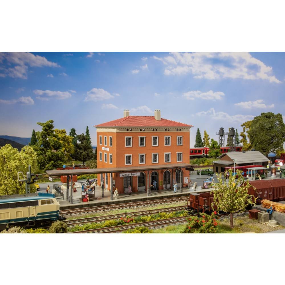 Faller 110135 H0 Bayerischer Bahnhof Weisenbach