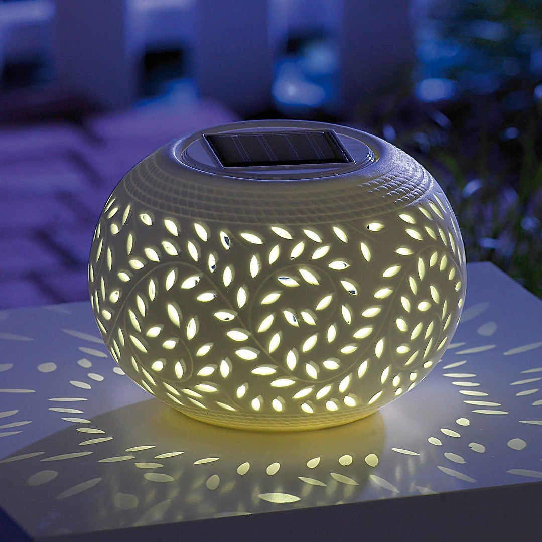 Lunartec Solartischleuchte: Solar-Dekoleuchte aus Porzellan mit Farbwechsler + weisser LED (Solar La