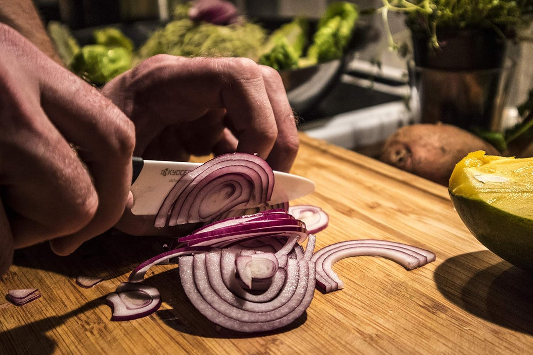 KYOCERA - GEN Series -Santoku Keramikmesser aus Hochleistungskeramik | extrem scharf | ultraleicht |