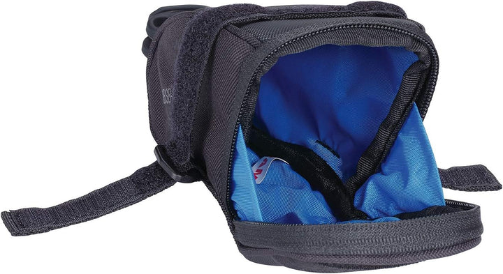 BBB CyclingSpeedPack Sgebogene Satteltasche|Wasserdichter Reissverschluss|LED-Rücklicht Montagehalte