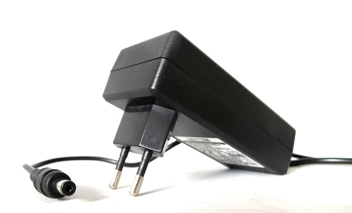 Enerpower Steck Ladegerät 4S für Li-Ion/Li-Po Akkus 14,4V-14,8V Rundstecker 3A