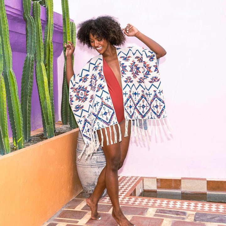 Made by Nami Poncho Damen Umhang Beige Boho Style Festival Accessoires