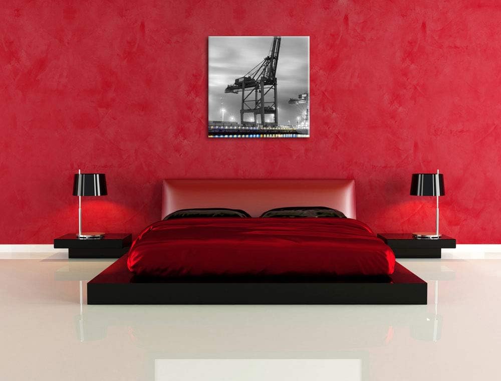 Pixxprint grosser Containerkran im Hafen schwarz/weiss, Format: 70x70 auf Leinwand, 70x70