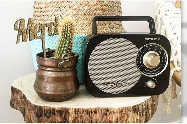 Muse Nostalgie Retro Radio mit UKW- und MW Tuner, Teleskopantenne, tragbar für Netz- und Batteriebet