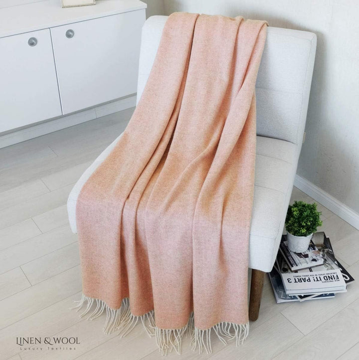 Linen & Cotton Klassische Decke Wolldecke Merino Wolle Wohndecke Kuscheldecke STONEWOLD mit Fischgrä