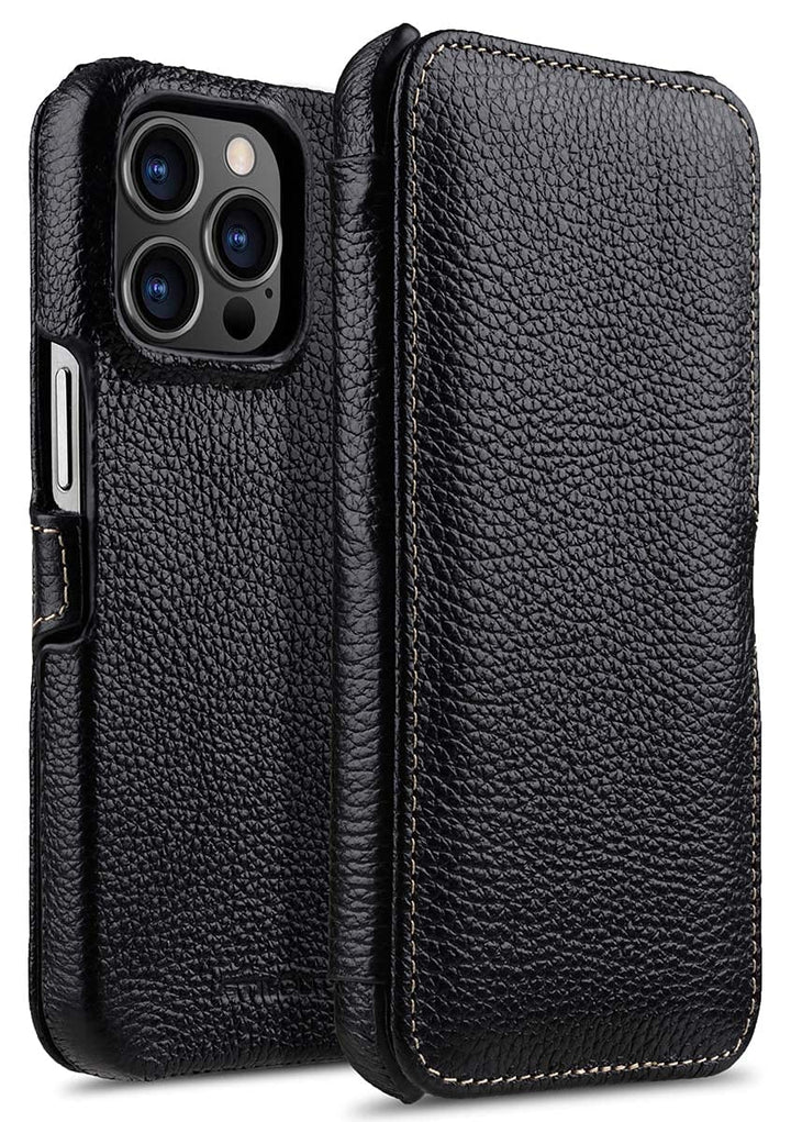 STILGUT Book Case kompatibel mit iPhone 13 Pro (6.1“) Hülle aus Leder mit Clip-Verschluss, Klapphüll