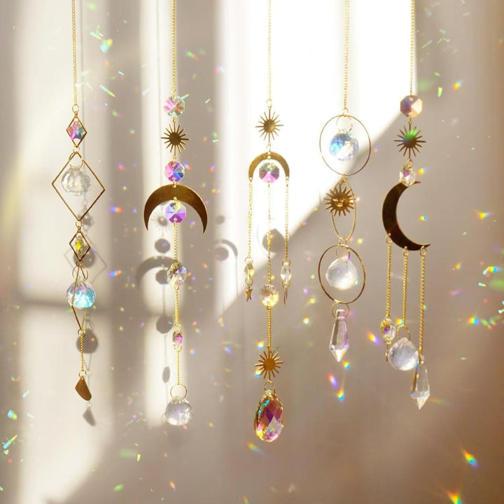 5 Stück Sonnenfänger Kristall Hanging Windspiel Regenbogen Sonnen Mond Anhänger Kristalle Ornament K