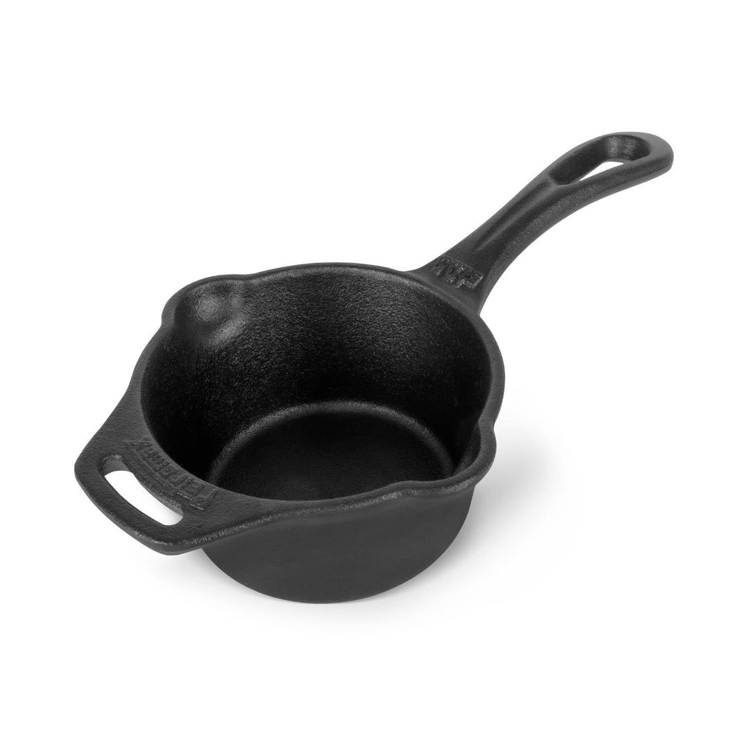 Petromax Gusseisen Saucentopf (0,5L) – Kleiner Topf mit Stiel & Ausgiesshilfe, wärmespeichernd, vore