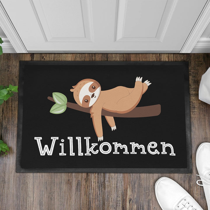 Trendation - Willkommen Faultier Fussmatte Schmutzfangmatte Geschenk Lustige Grafik 60x40 cm